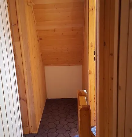 Valaska Apartament *